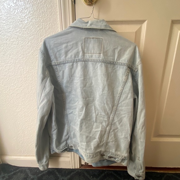 Levi’s Jacket - Picture 2 of 4